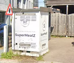SuperMealZ      — Traiteur, Herenthout