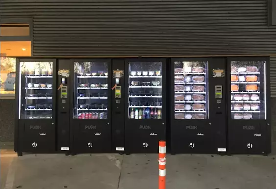 Brood Automaat by Lorenzo    — Boulangerie, Izegem